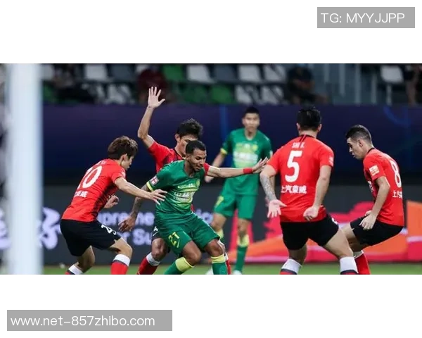 中国与关岛激战正酣最终比分揭晓引发球迷热议 中国与关岛激战正酣最终比分揭晓引发球迷热议